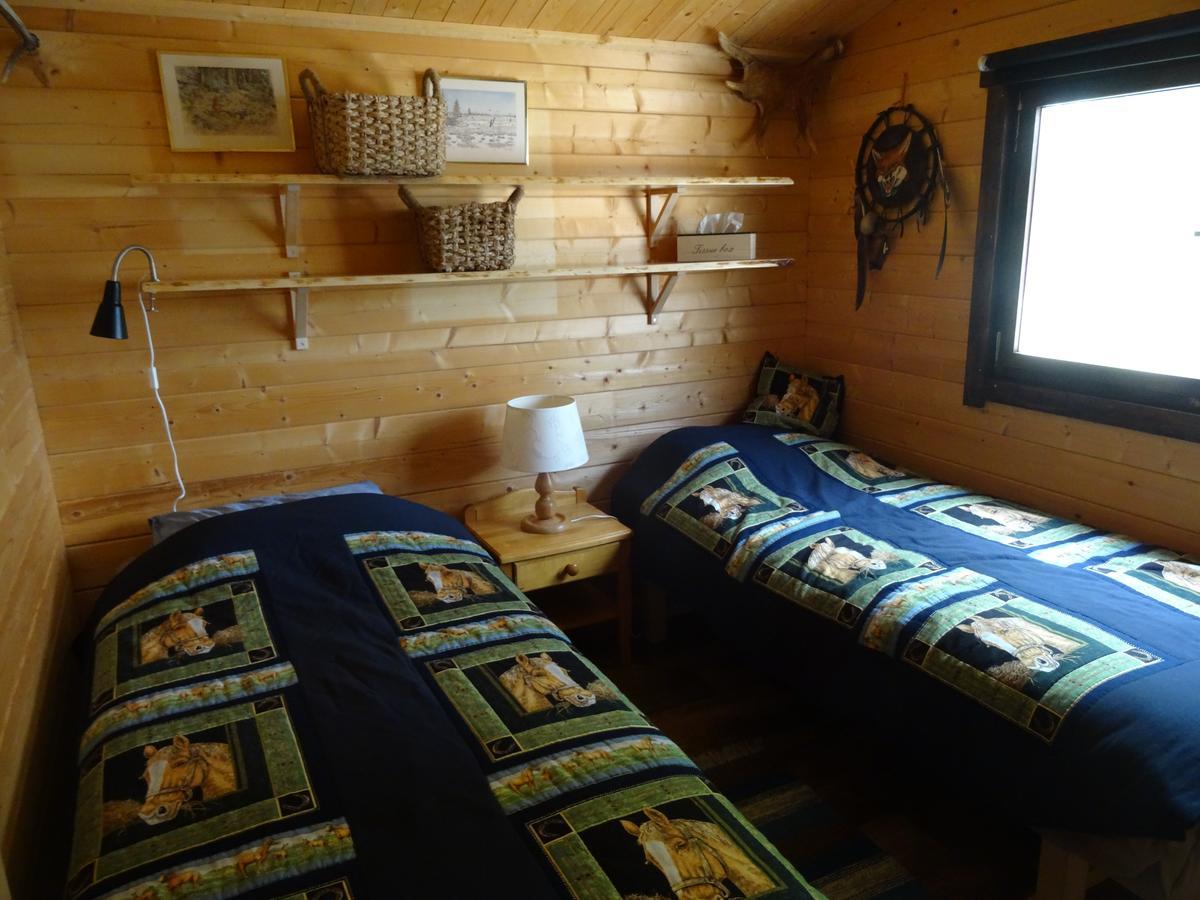 Sun Dance Ranch Bed and Breakfast Ekshärad Buitenkant foto